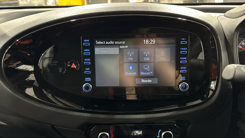 Toyota Aygo X 1.0 VVT-i Edge 5dr Petrol Hatchback